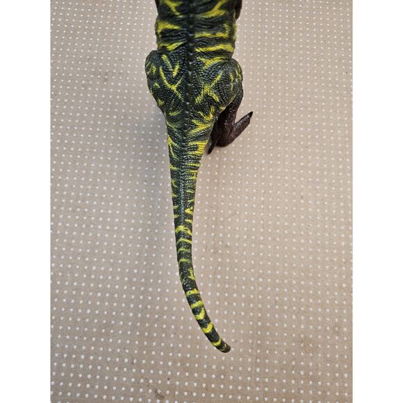 2020 Adventure Force Dilophosaurus Realistic Sturdy Plastic Dinosaur Figure - Picture 8 of 13